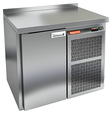 c7e7f7908f319f8af566dd451fed4ee3