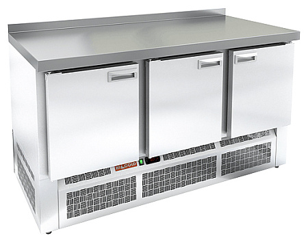 Стол морозильный GNE 111/BT W Hicold